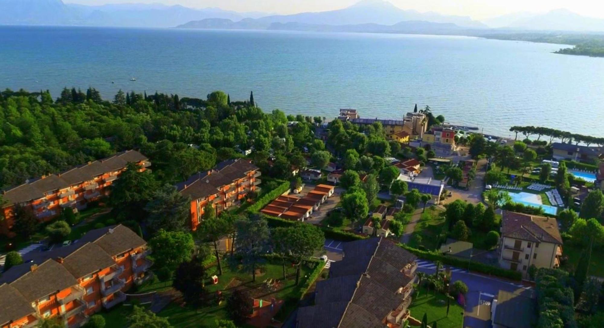Cappuccini Appartments Песк'єра-дель-Гарда Екстер'єр фото